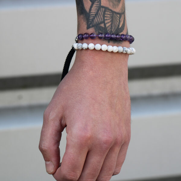 Magisch & Luxuriös: 925er Versilbertes Edelsteinarmband - Navy Schnur - Weißer Howlit – Bild 5